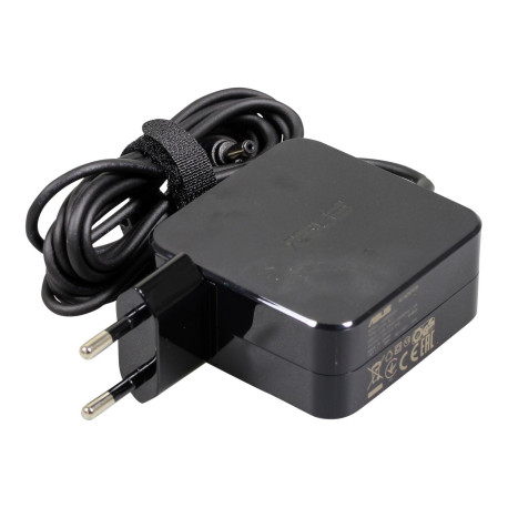 Asus ADAPTER 45W19V -2.37 A EU Référence: 0A001-00236400
